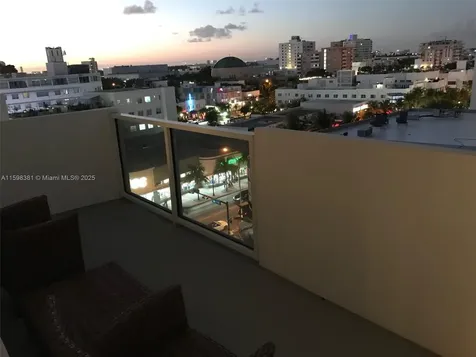 100 Lincoln Road Miami Beach FL 33139