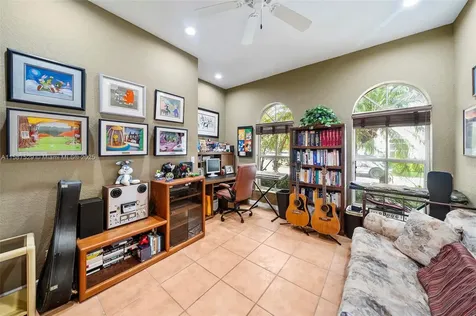 6071 NW 43rd Terrace Boca Raton FL 33496