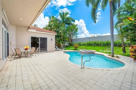6071 NW 43rd Terrace Boca Raton FL 33496