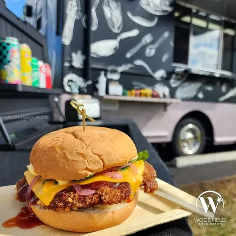 6071 NW 43rd Terrace Boca Raton FL 33496