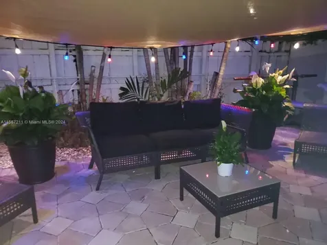 4074 NW 4th Street Miami FL 33126