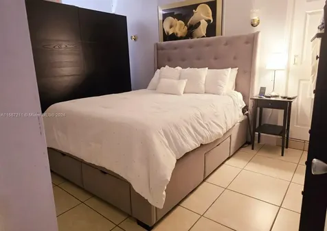 4074 NW 4th Street Miami FL 33126