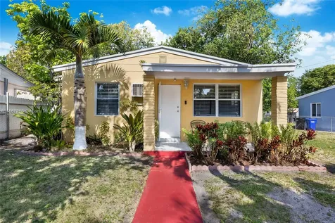 15720 NE 15th Place North Miami Beach FL 33162