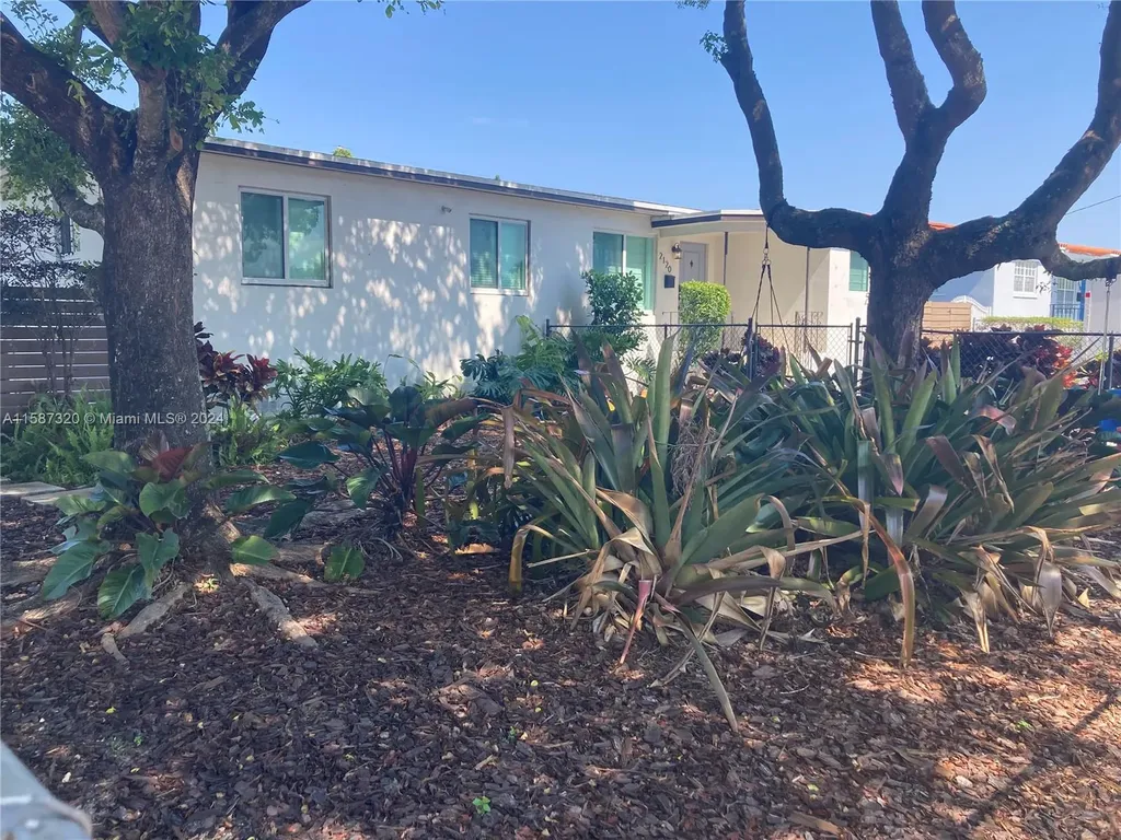 2120 SW 79th Court Miami FL 33155