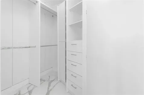 15811 Collins Avenue Sunny Isles Beach FL 33160