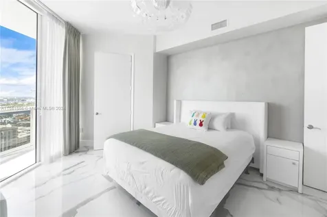 15811 Collins Avenue Sunny Isles Beach FL 33160