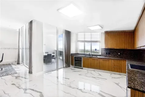 15811 Collins Avenue Sunny Isles Beach FL 33160