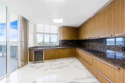 15811 Collins Avenue Sunny Isles Beach FL 33160
