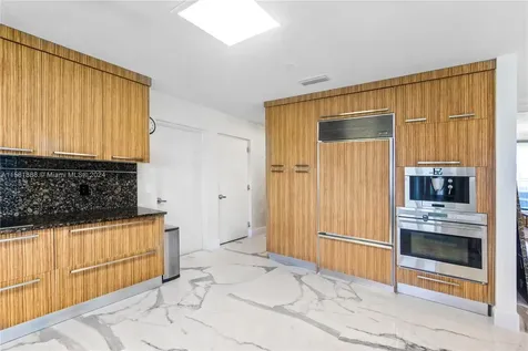 15811 Collins Avenue Sunny Isles Beach FL 33160