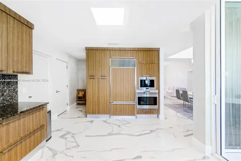 15811 Collins Avenue Sunny Isles Beach FL 33160