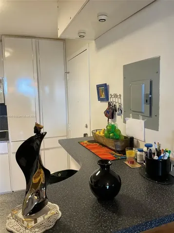 4675 W 18th Court Hialeah FL 33012