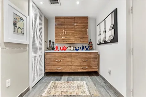 10275 Collins Avenue Bal Harbour FL 33154
