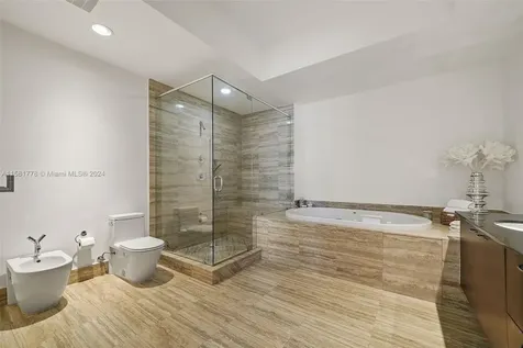 Sunny Isles Beach FL 33160