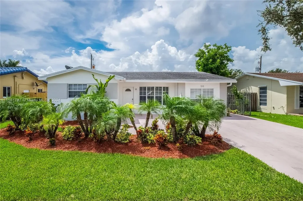 210 SE 4th Street Dania Beach FL 33004