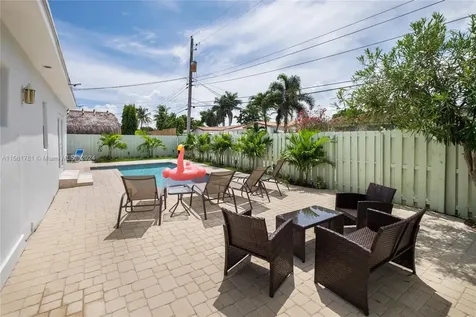 210 SE 4th Street Dania Beach FL 33004