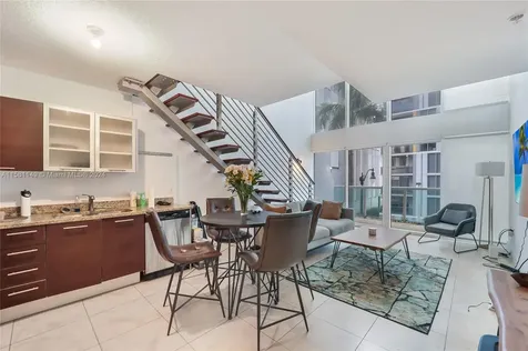 41 SE 5th Street Miami FL 33131