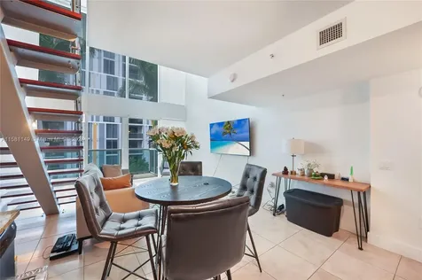 41 SE 5th Street Miami FL 33131