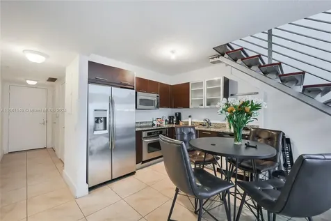 41 SE 5th Street Miami FL 33131