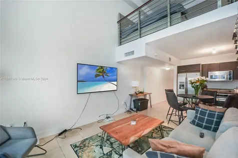 41 SE 5th Street Miami FL 33131