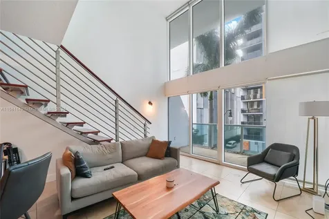 41 SE 5th Street Miami FL 33131