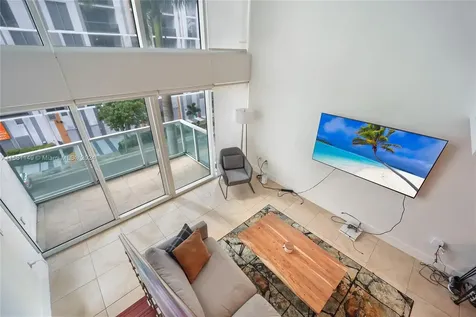 41 SE 5th Street Miami FL 33131