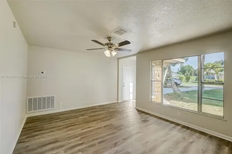 7004 Georges Road Fort Pierce FL 34951