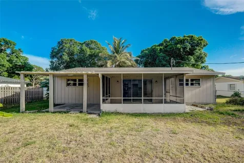 7004 Georges Road Fort Pierce FL 34951