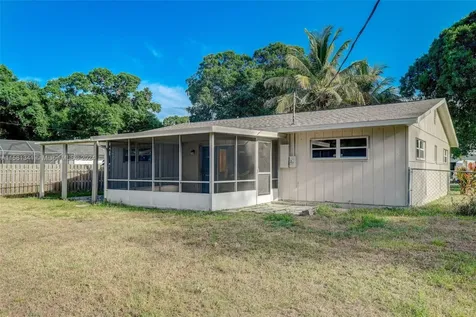 7004 Georges Road Fort Pierce FL 34951