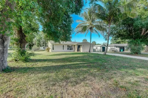 7004 Georges Road Fort Pierce FL 34951