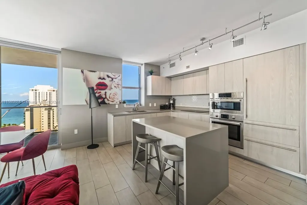4010 S Ocean Drive Hollywood FL 33019