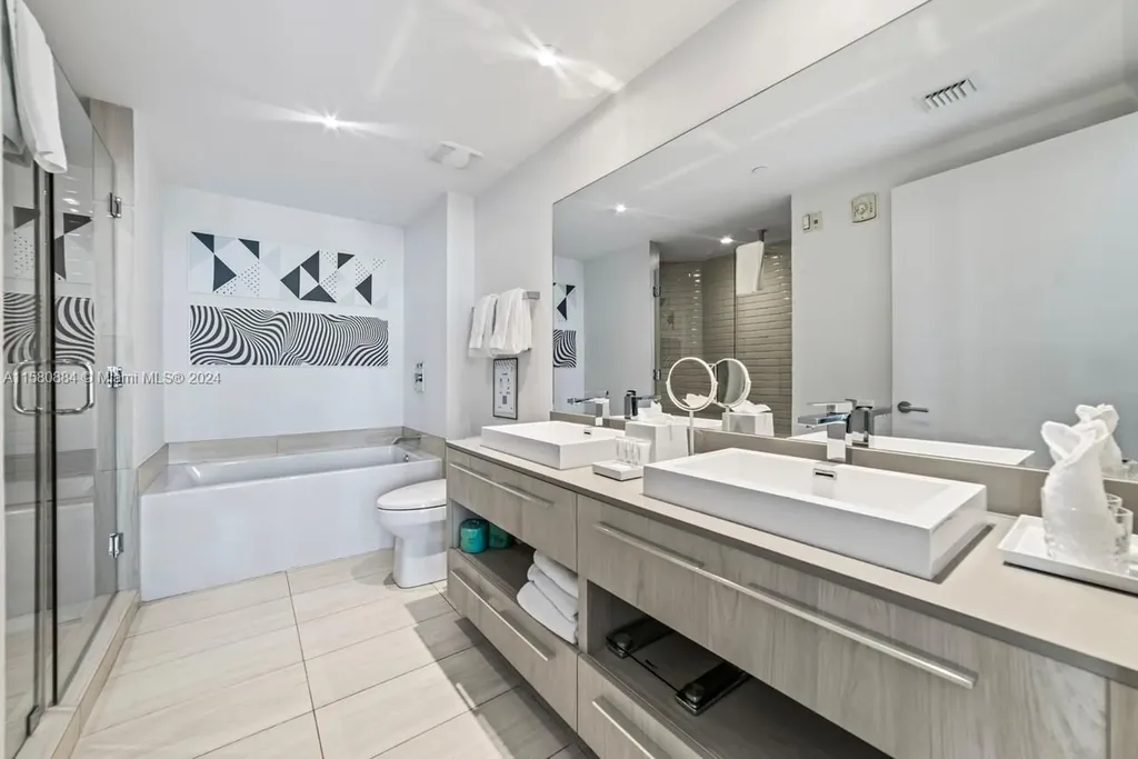 4010 S Ocean Drive Hollywood FL 33019