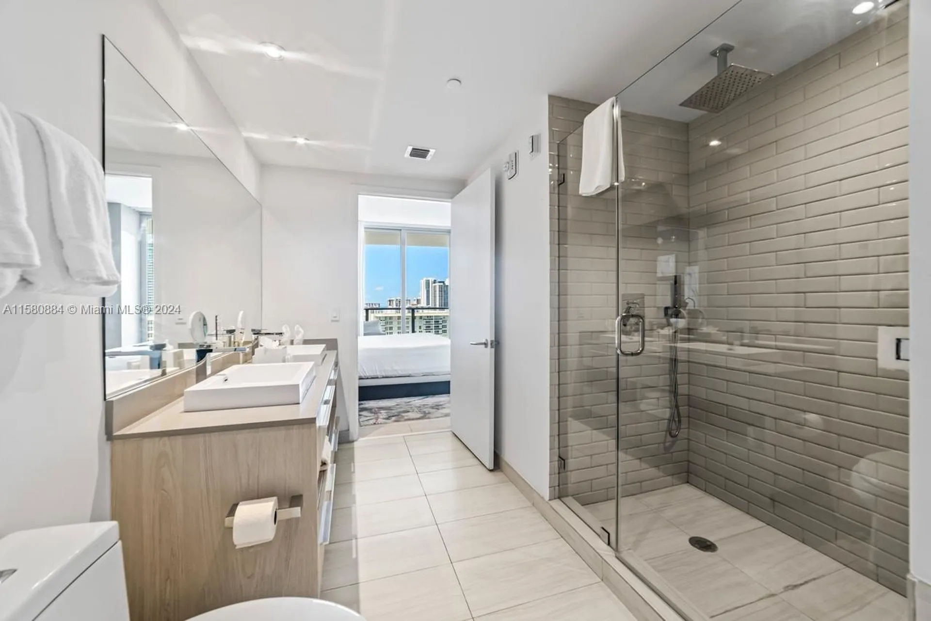 4010 S Ocean Drive Hollywood FL 33019