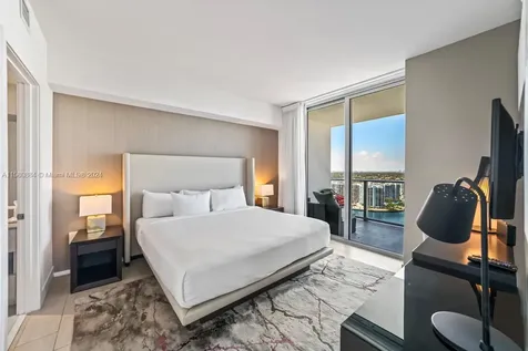 4010 S Ocean Drive Hollywood FL 33019