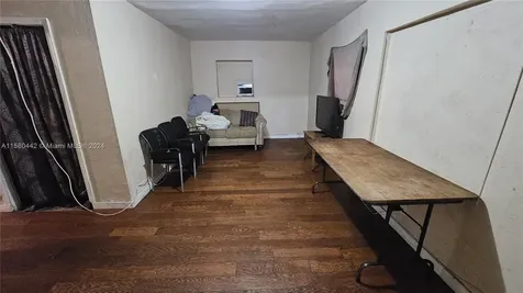 2114 NW 5th Street Pompano Beach FL 33069