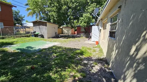 2114 NW 5th Street Pompano Beach FL 33069
