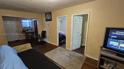 2114 NW 5th Street Pompano Beach FL 33069