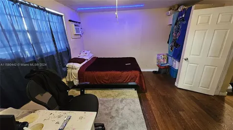 2114 NW 5th Street Pompano Beach FL 33069
