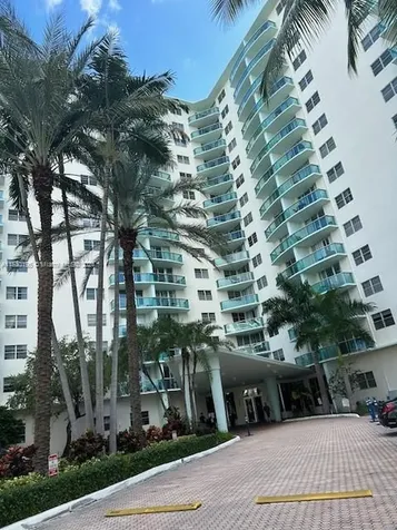 3801 S Ocean Drive Hollywood FL 33019
