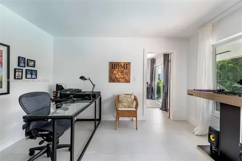 600 N Mashta Drive Key Biscayne FL 33149