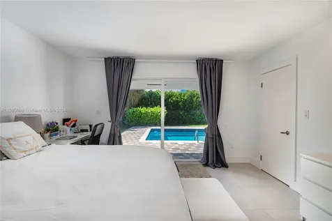 600 N Mashta Drive Key Biscayne FL 33149