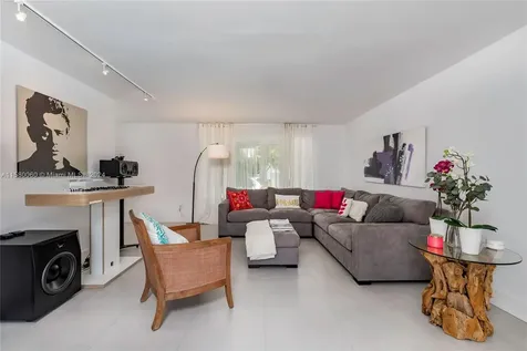 600 N Mashta Drive Key Biscayne FL 33149