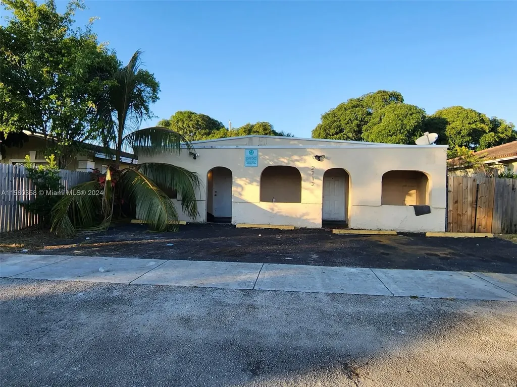 2712 NW 14th Street Fort Lauderdale FL 33311