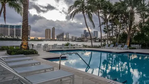 3115 NE 184th Street Aventura FL 33160