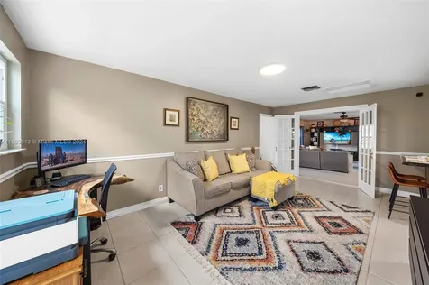 6801 NW 25th Terrace Fort Lauderdale FL 33309