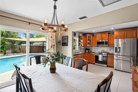 6801 NW 25th Terrace Fort Lauderdale FL 33309