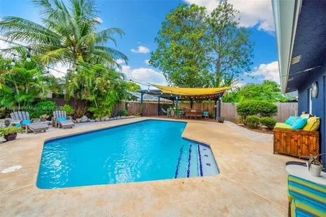 6801 NW 25th Terrace Fort Lauderdale FL 33309