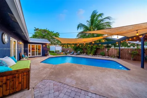 6801 NW 25th Terrace Fort Lauderdale FL 33309