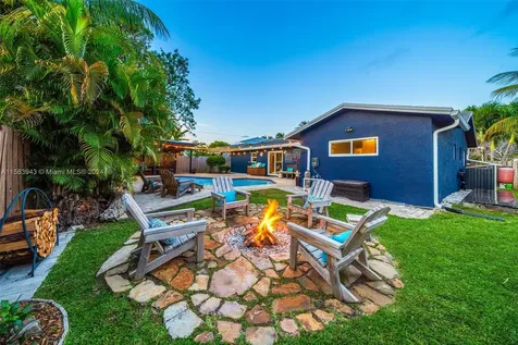 6801 NW 25th Terrace Fort Lauderdale FL 33309