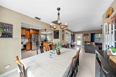 6801 NW 25th Terrace Fort Lauderdale FL 33309