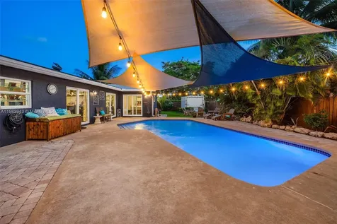 6801 NW 25th Terrace Fort Lauderdale FL 33309